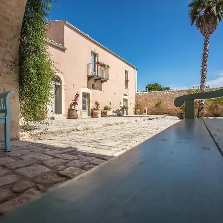 Terre Di Cavalusi Relais בית כפרי *